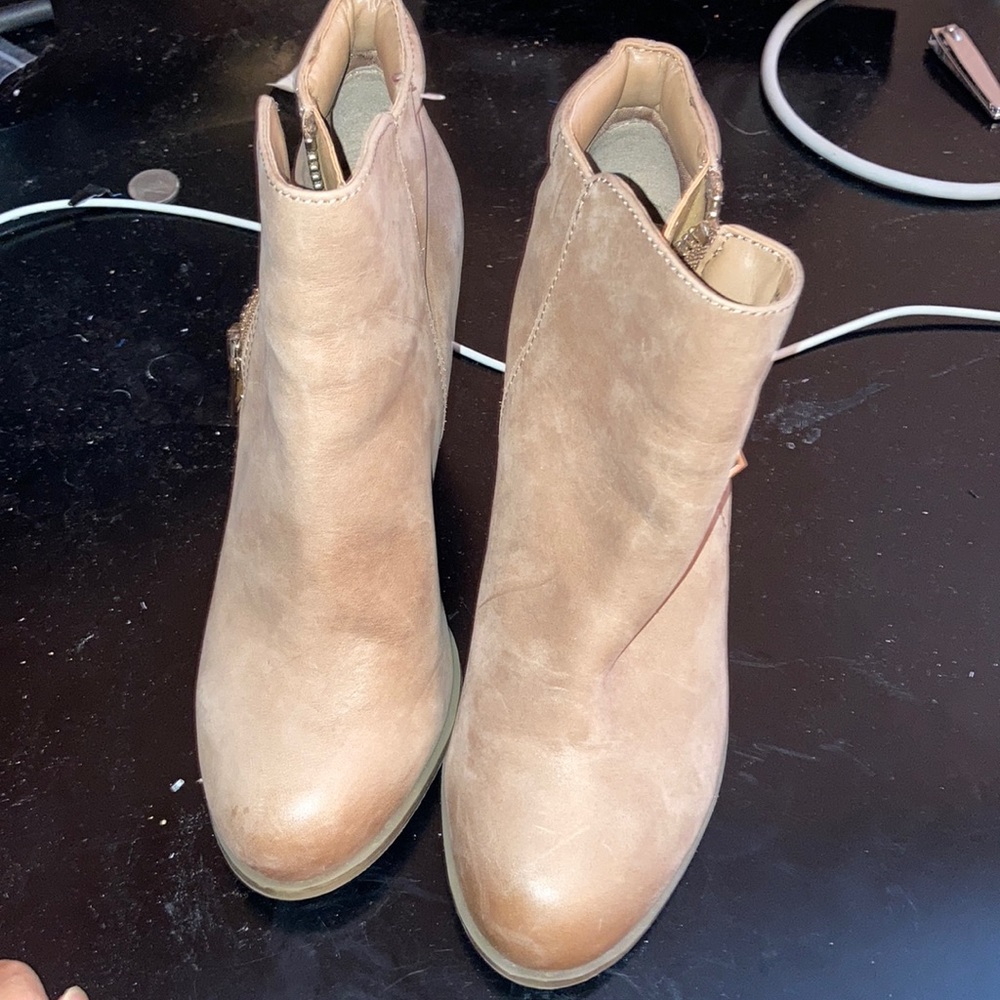 Also booties - Picture 2 of 2